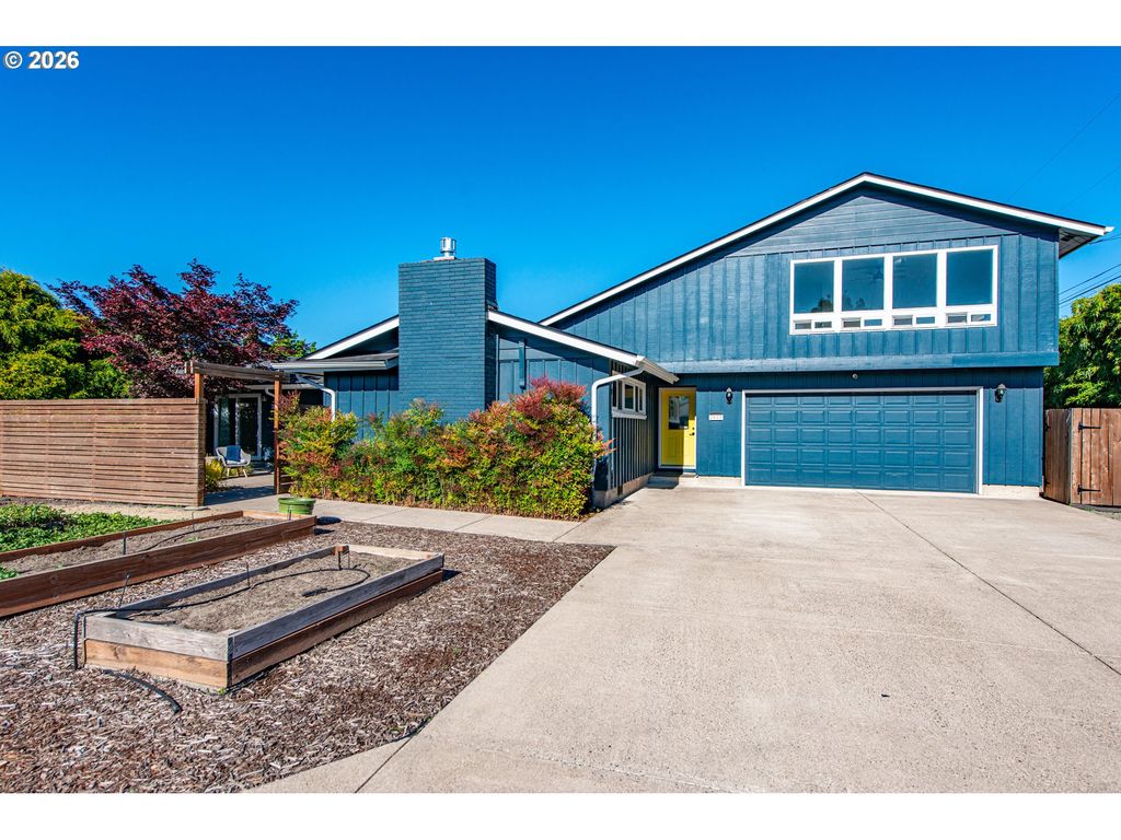 2615 3RD St, Springfield, OR 97477