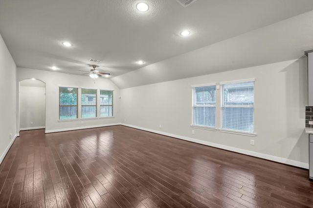 126 Pioneer Canyon Place, Tomball, TX 77375