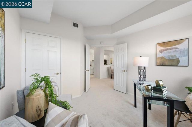 1860 Tice Creek Dr 1420, Walnut Creek, CA 94595