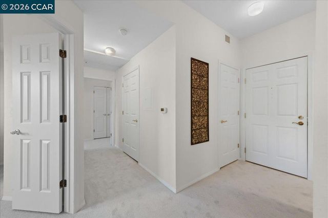 1860 Tice Creek Dr 1420, Walnut Creek, CA 94595