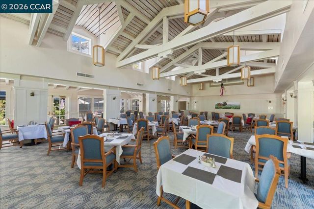 1860 Tice Creek Dr 1420, Walnut Creek, CA 94595