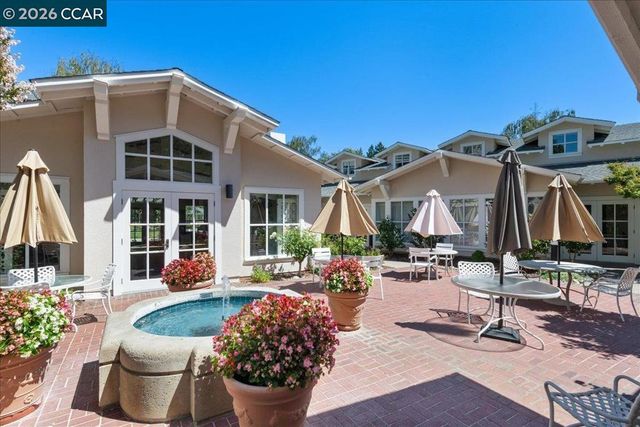 1860 Tice Creek Dr 1420, Walnut Creek, CA 94595