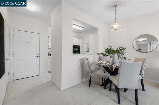 1860 Tice Creek Dr 1420, Walnut Creek, CA 94595