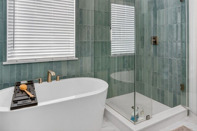 14521 Walsh Avenue, Fort Worth, TX 76008