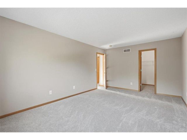 537 Woodduck Drive #F, Woodbury, MN 55125