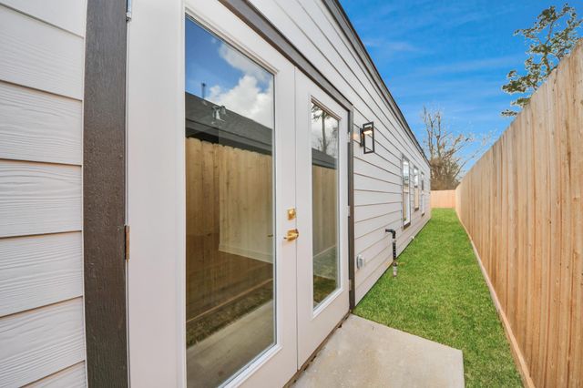 9309 Caddo Street, Houston, TX 77078