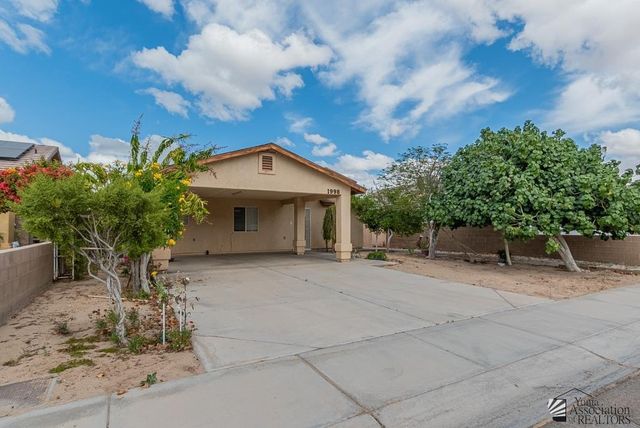 1998 E Los Olivos Dr, San Luis, AZ 85336