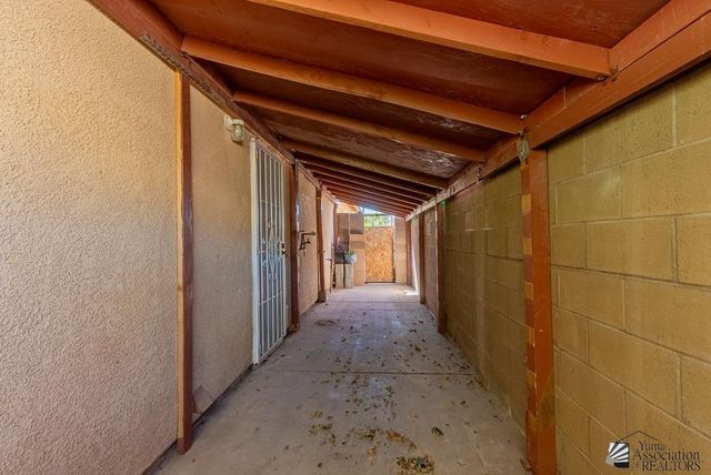 1998 E Los Olivos Dr, San Luis, AZ 85336