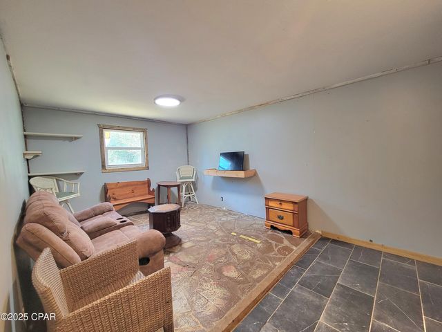 2914 Maridale Road, Marianna, FL 32448