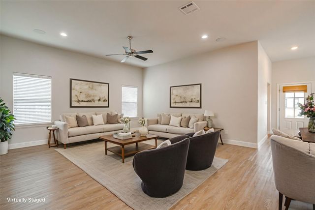 544 Ryer Trail, Burleson, TX 76028