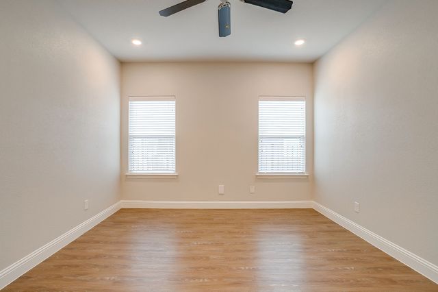 544 Ryer Trail, Burleson, TX 76028