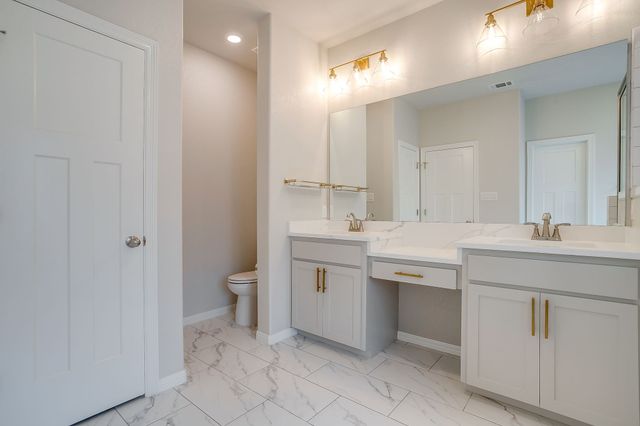 544 Ryer Trail, Burleson, TX 76028