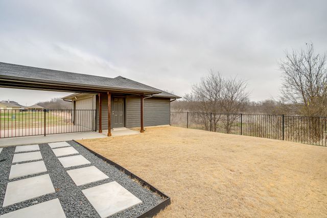 544 Ryer Trail, Burleson, TX 76028