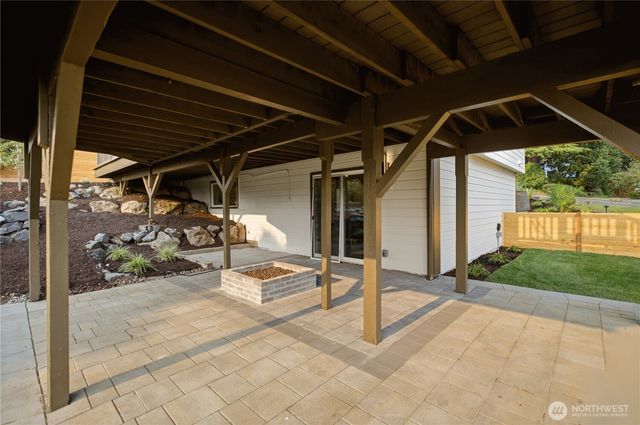 13750 SE 23rd Lane, Bellevue, WA 98005