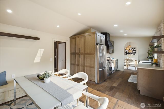 13750 SE 23rd Lane, Bellevue, WA 98005