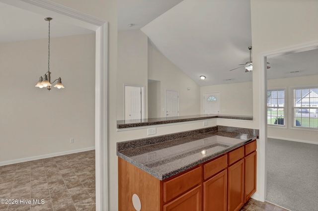 198 Windfield Lane, Holly Ridge, NC 28445