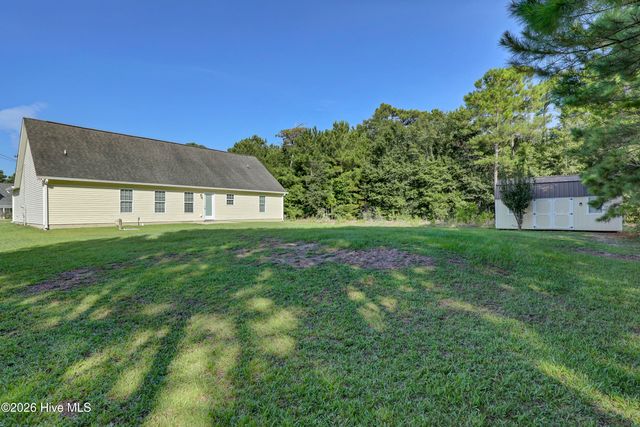 198 Windfield Lane, Holly Ridge, NC 28445