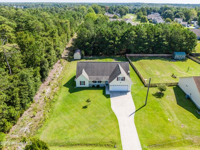 198 Windfield Lane, Holly Ridge, NC 28445