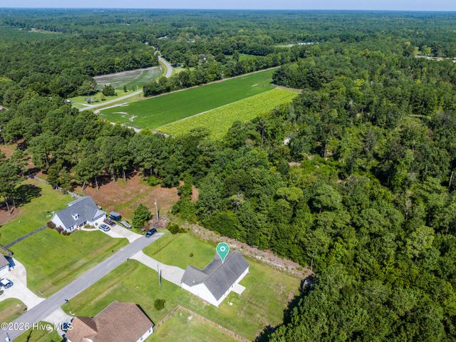 198 Windfield Lane, Holly Ridge, NC 28445
