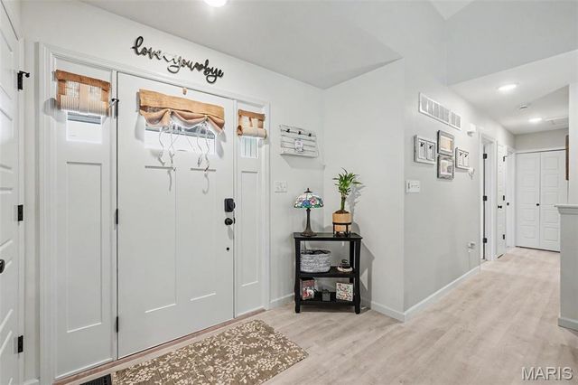 343 Birchwood Drive, Moscow Mills, MO 63362