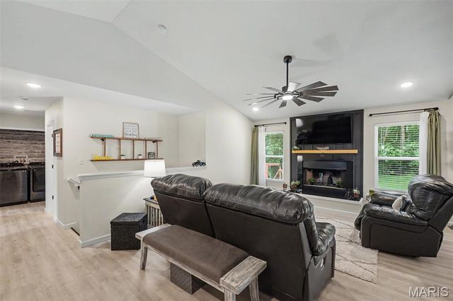 343 Birchwood Drive, Moscow Mills, MO 63362