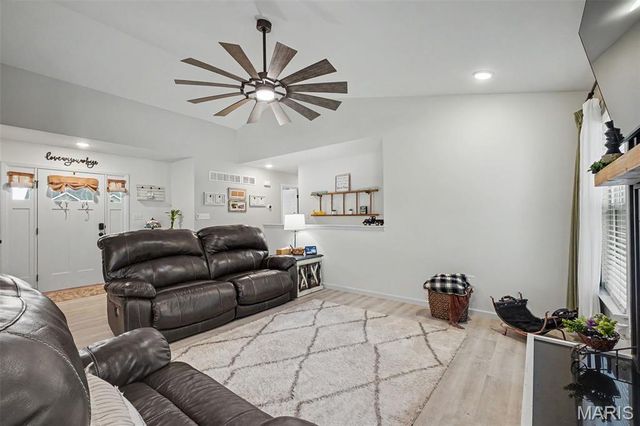343 Birchwood Drive, Moscow Mills, MO 63362