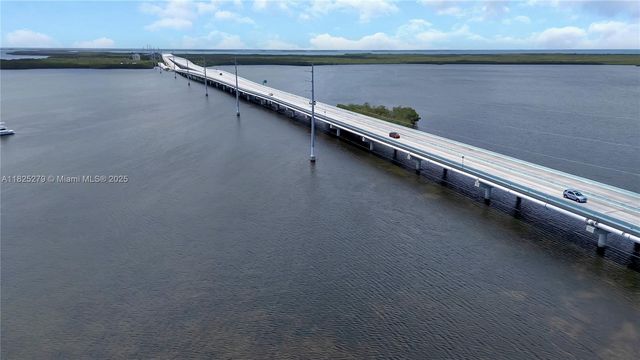 939 Plantation Rd, Key Largo, FL 33037