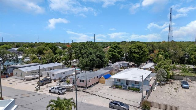 939 Plantation Rd, Key Largo, FL 33037