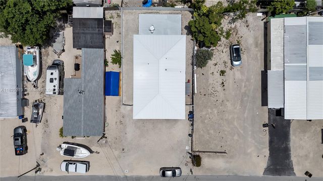 939 Plantation Rd, Key Largo, FL 33037