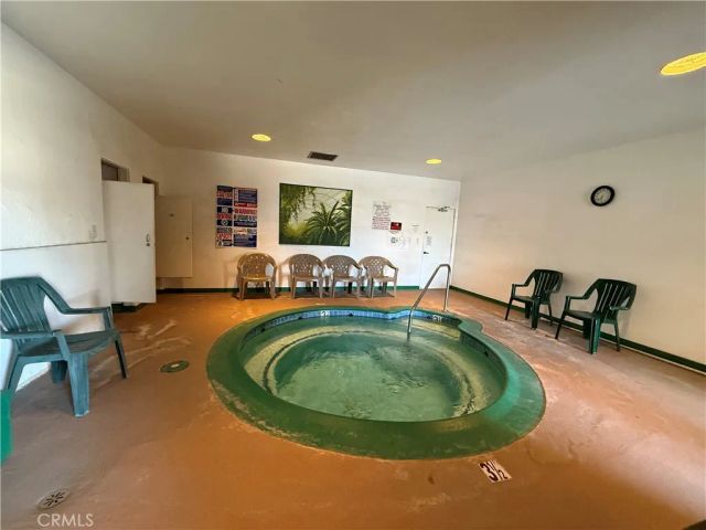 332 N Lyon, Hemet, CA 92543