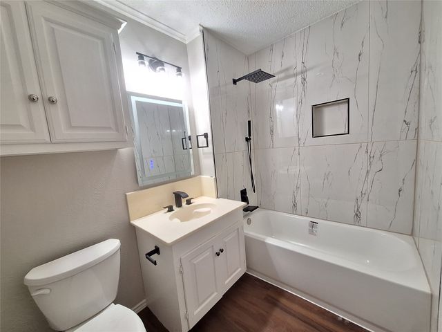 1113 Crest Park Drive, Garland, TX 75042