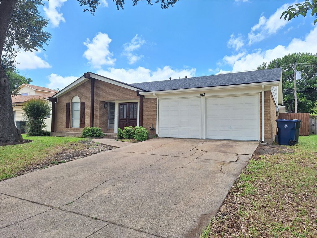 1113 Crest Park Drive, Garland, TX 75042