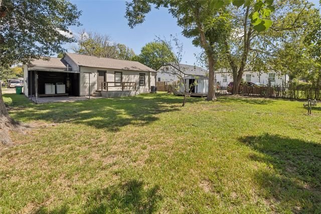 1203 Adams Street, Baytown, TX 77520