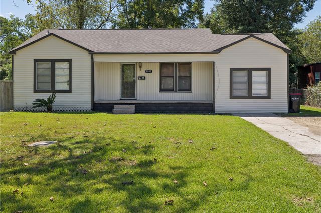 1203 Adams Street, Baytown, TX 77520