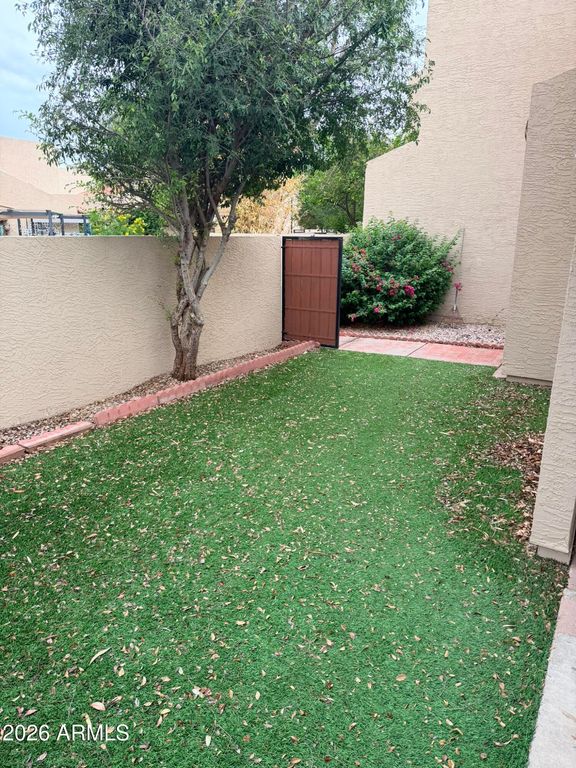 13822 N 41ST Court, Phoenix, AZ 85053 — photo 4