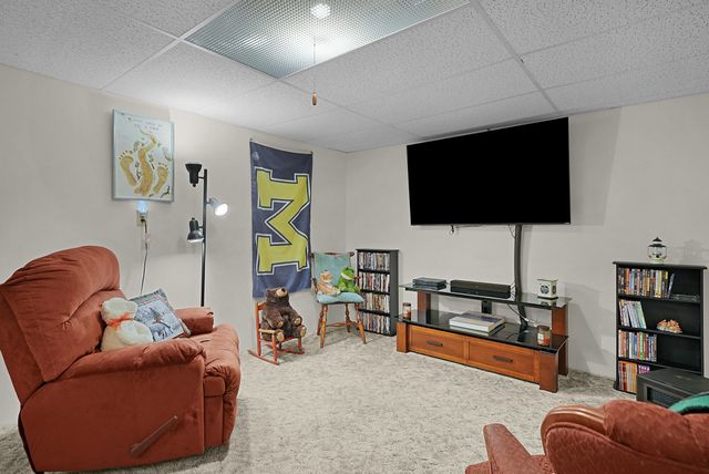 8600 7 Mile Road, Evart, MI 49631