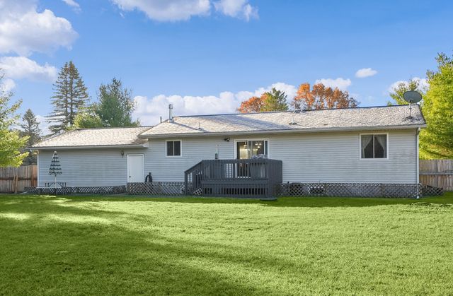 8600 7 Mile Road, Evart, MI 49631