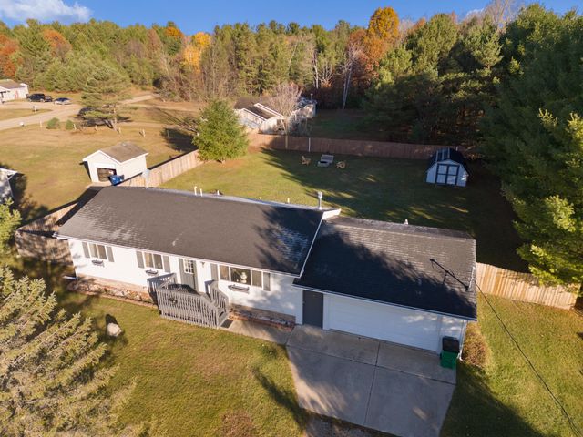 8600 7 Mile Road, Evart, MI 49631