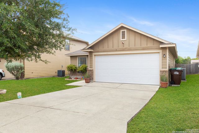 4719 Badland Beacon, Converse, TX 78109