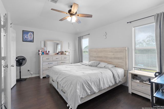 4719 Badland Beacon, Converse, TX 78109