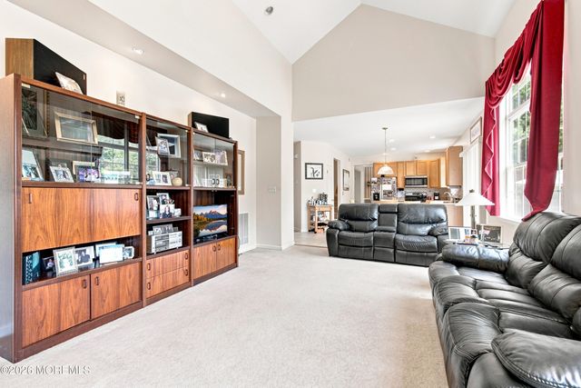 133 Charles Street, Somerset, NJ 08873