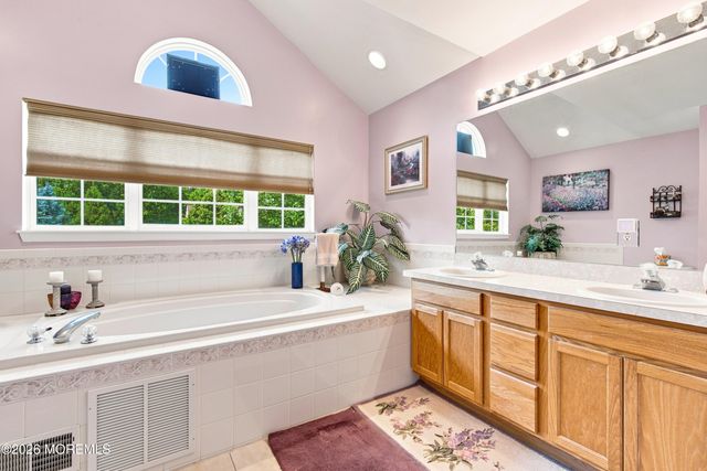 133 Charles Street, Somerset, NJ 08873