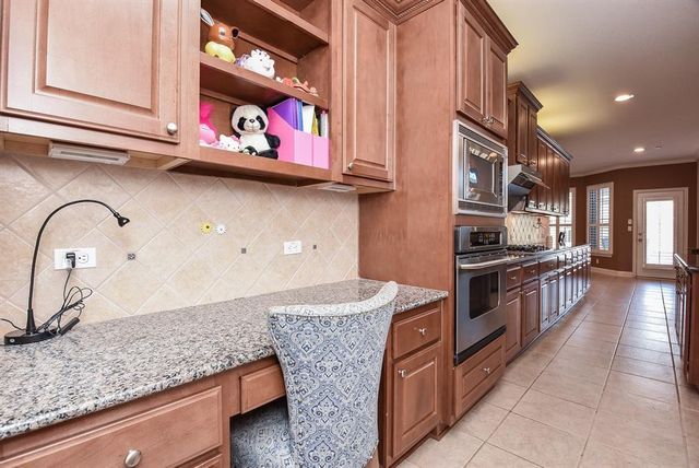 3911 Trailstone Lane, Katy, TX 77494