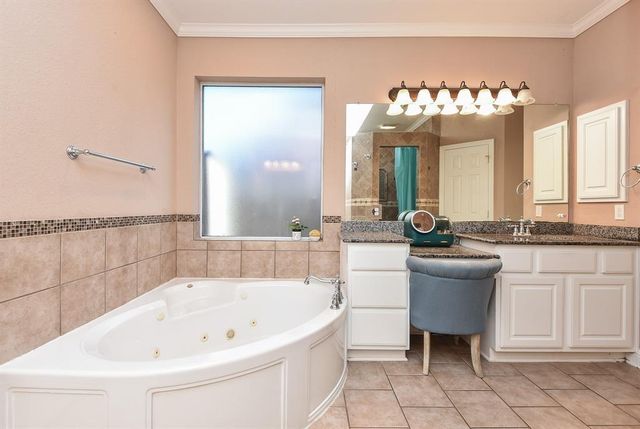 3911 Trailstone Lane, Katy, TX 77494