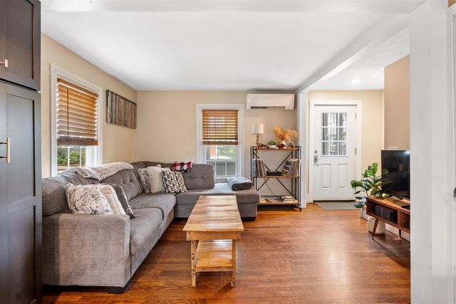 12 Woodbury Avenue, Portsmouth, NH 03801