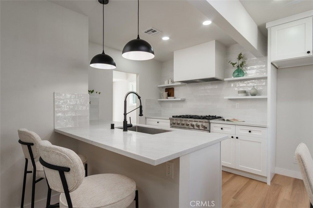 2432 Exposition Place, Los Angeles, CA 90018 — photo 5