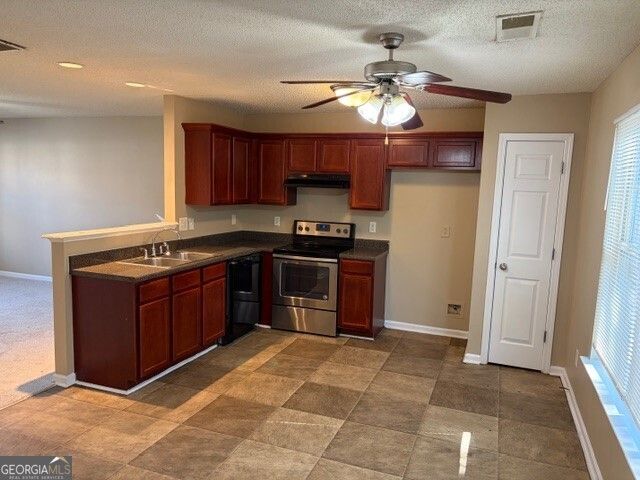 306 Lauren Drive, Fairburn, GA 30213