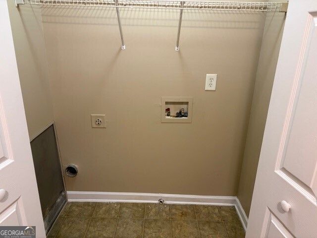 306 Lauren Drive, Fairburn, GA 30213