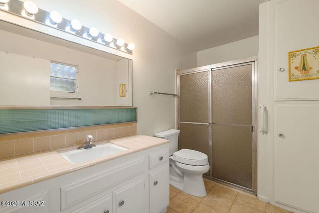 415 S Vista Del Rio, Green Valley, AZ 85614