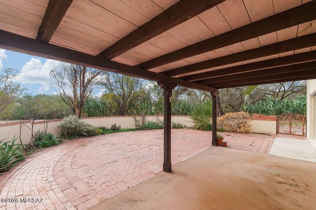 415 S Vista Del Rio, Green Valley, AZ 85614